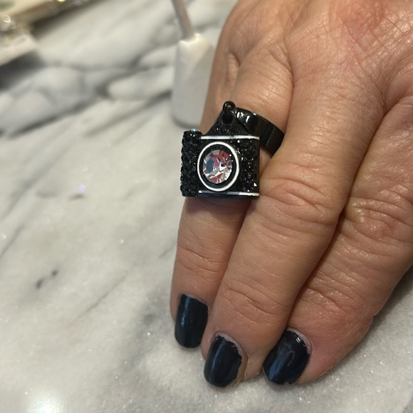 Vintage Camera Ring With Crystals-Boutique - Picture 2 of 7